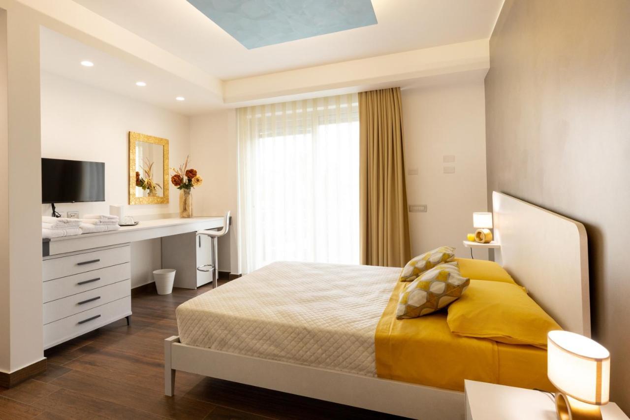 Zaffiro Lavico Rooms Etna Nature Sea Acireale Exterior photo