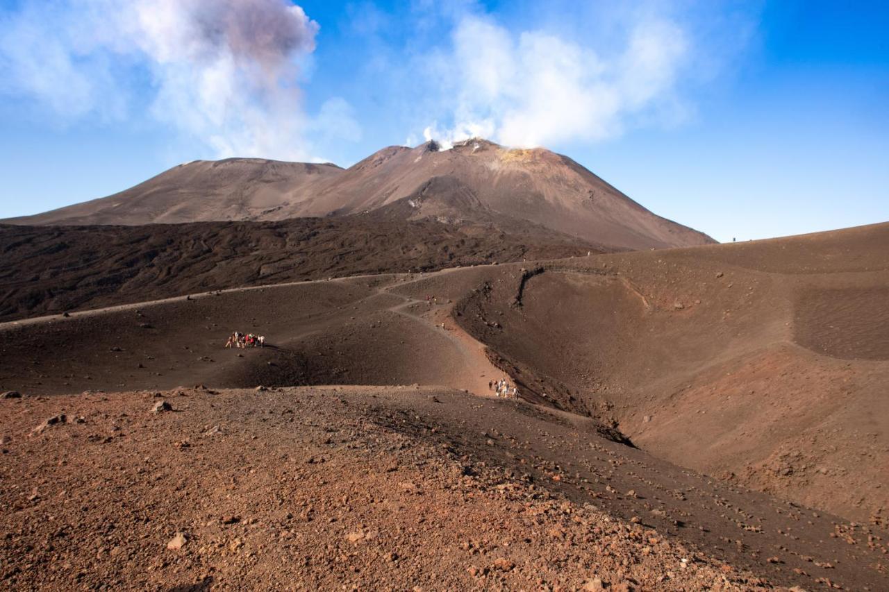 Zaffiro Lavico Rooms Etna Nature Sea Acireale Exterior photo